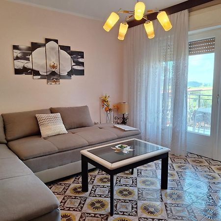 Apartment Parenzana Bibali 65 A 52460-Buje Exterior foto
